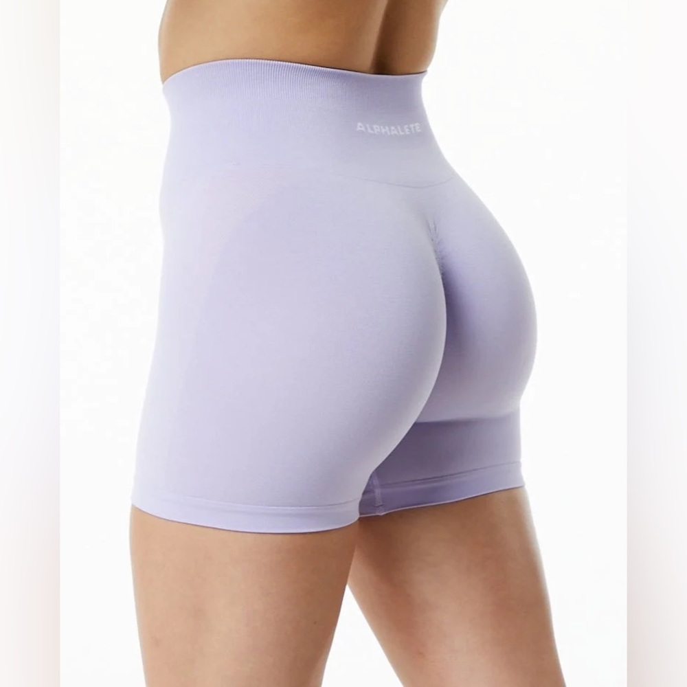 Alphalete Amplify Lilac Shorts